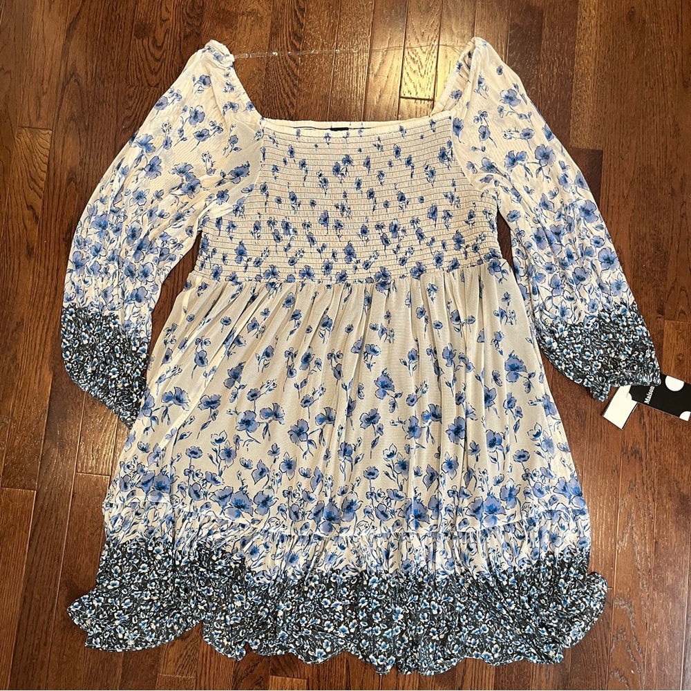 Maison Tara Cream and Blue Floral Midi Dress - Picture 4 of 16